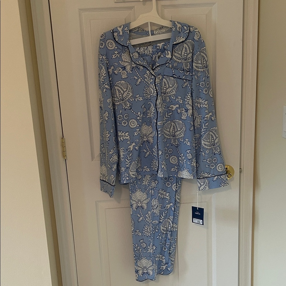 Blue long sleeve roller rabbits target pajamas